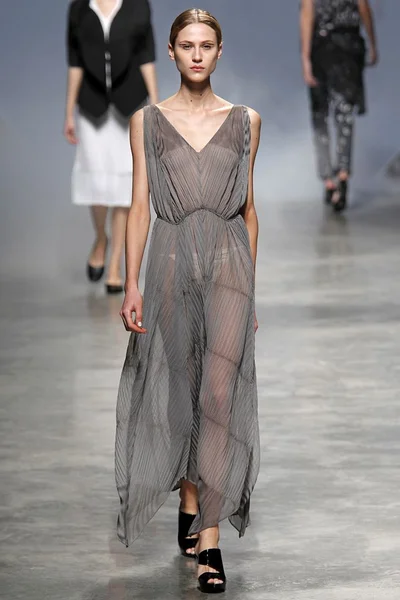 Look 40